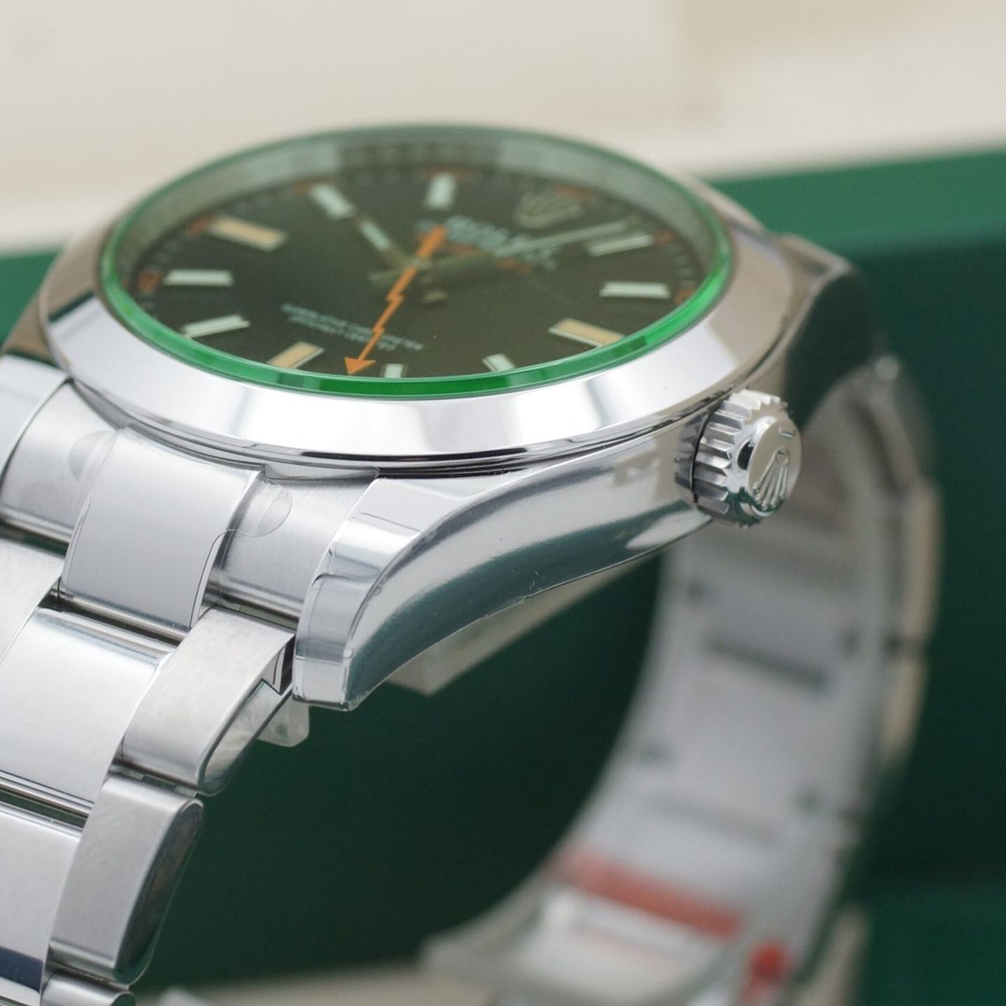Rolex Milgauss 116400GV (Onbekend (willekeurig serienummer)) - Zwart wijzerplaat 40mm Staal (8/8)