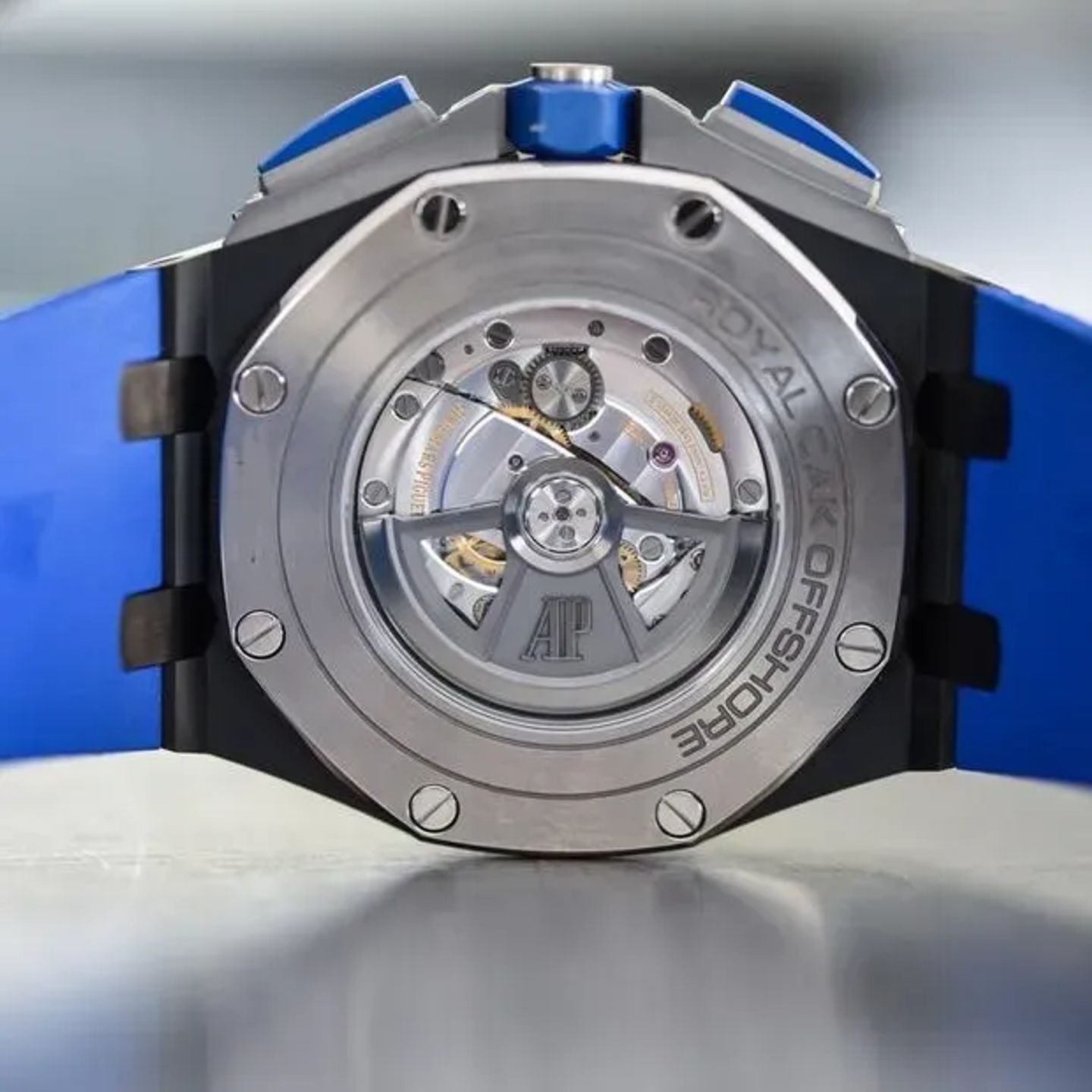 Audemars Piguet Royal Oak Offshore Chronograph 26405CE.OO.A030CA.01 (2020) - Blue dial 44 mm Ceramic case (4/6)