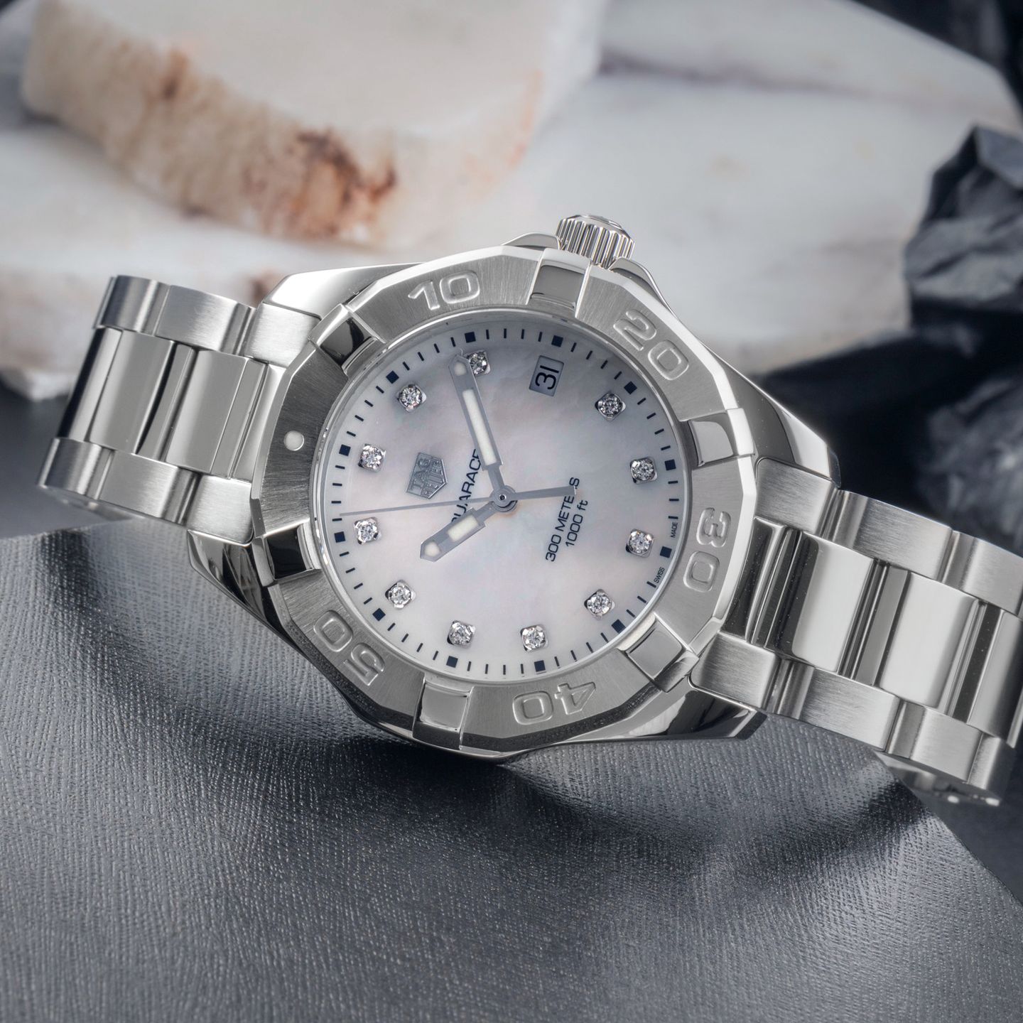 TAG Heuer Aquaracer Lady WBD131B.BA0748 (Unknown (random serial)) - White dial 35 mm Steel case (2/8)