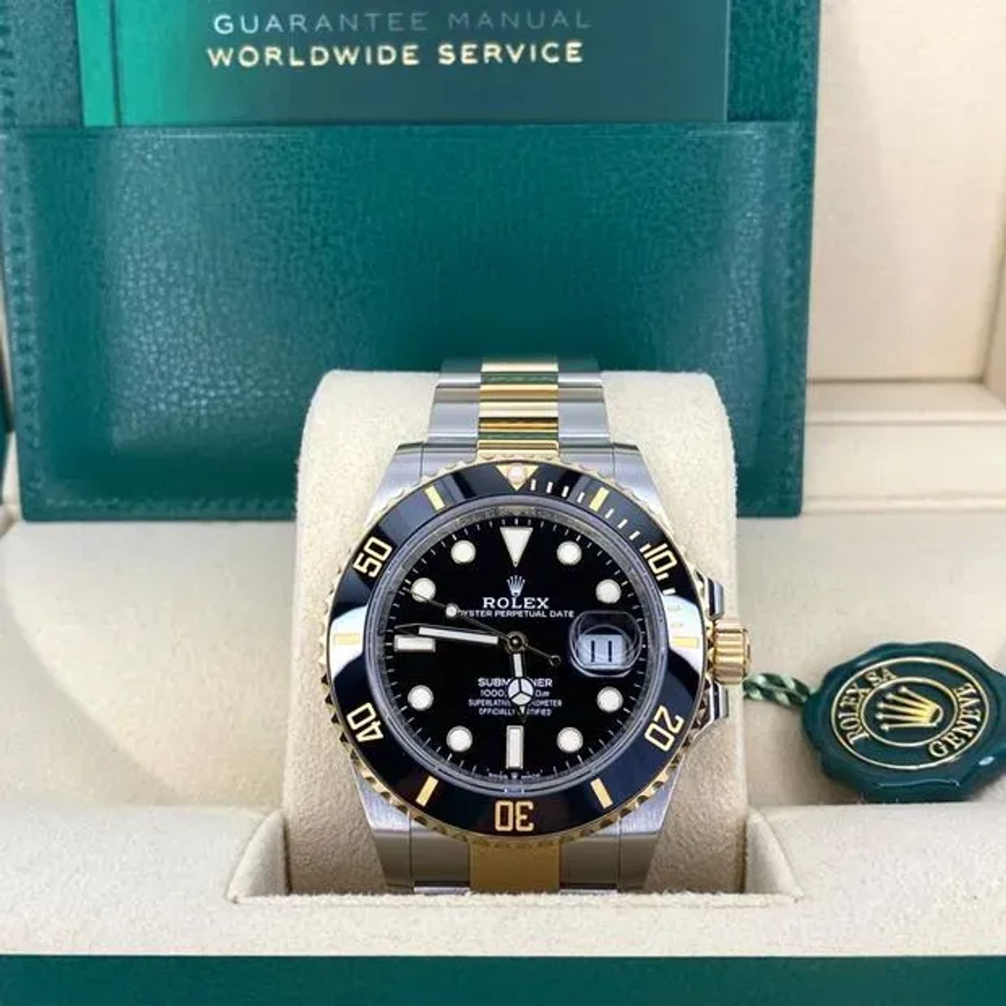 Rolex Submariner Date 126613LN - (4/6)
