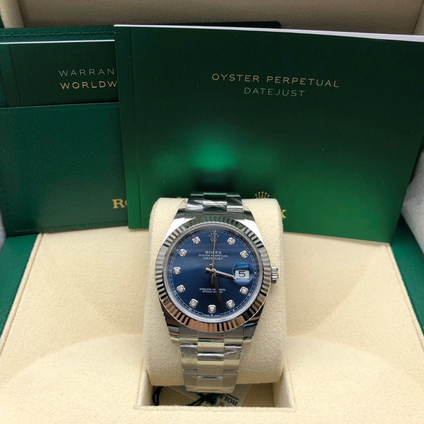 Rolex Datejust 41 126334 (2024) - Blauw wijzerplaat 41mm Staal (3/8)