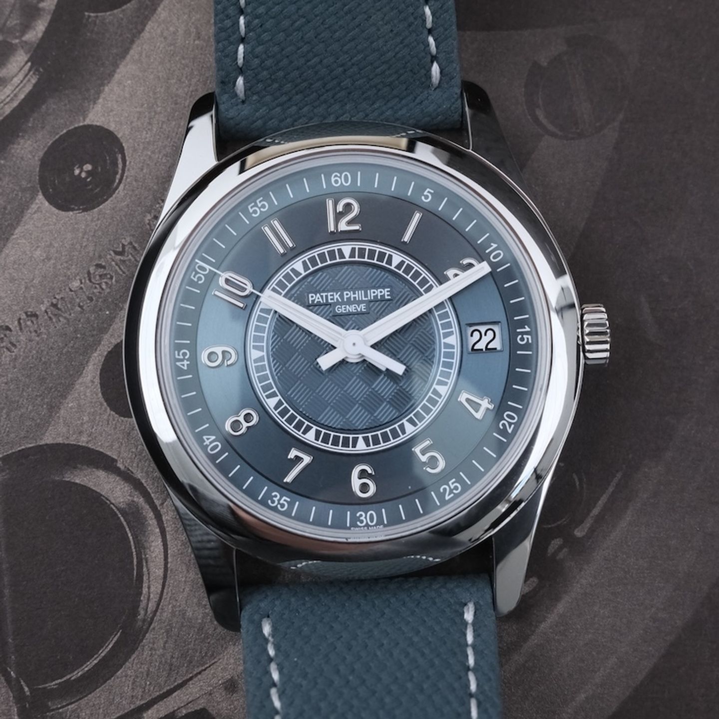 Patek Philippe Calatrava 6007A-001 - (3/8)