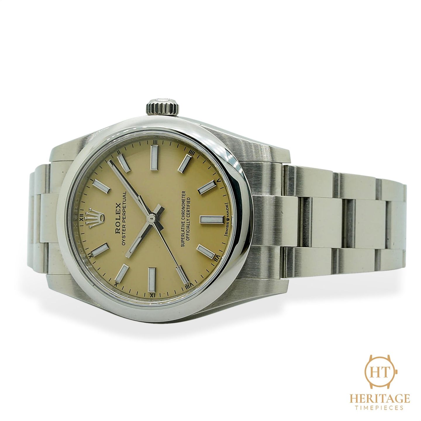 Rolex Oyster Perpetual 34 124200 (2025) - 34 mm Steel case (3/8)