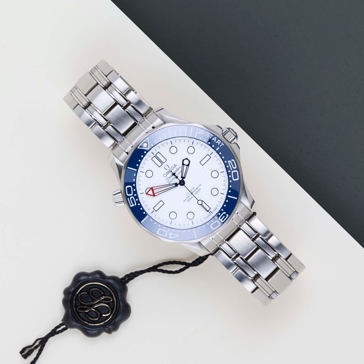 Omega Seamaster Diver 300 M 210.30.42.20.04.002 - (2/8)