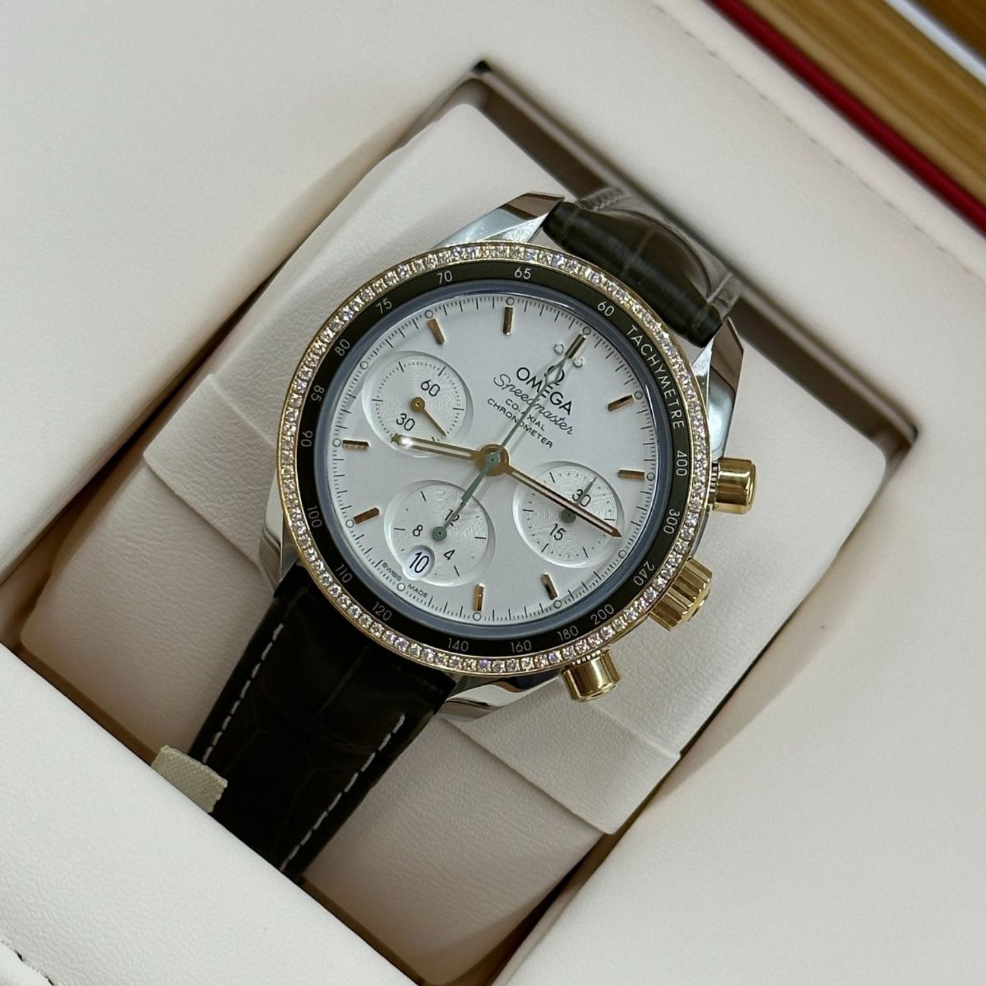 Omega Speedmaster 324.28.38.50.02.001 - (8/8)