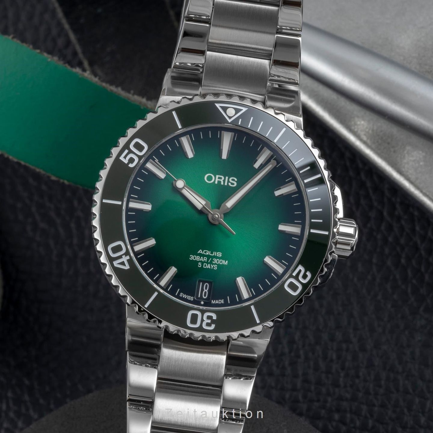 Oris Aquis Date 01 400 7769 4157-07 8 22 09PEB - (1/8)