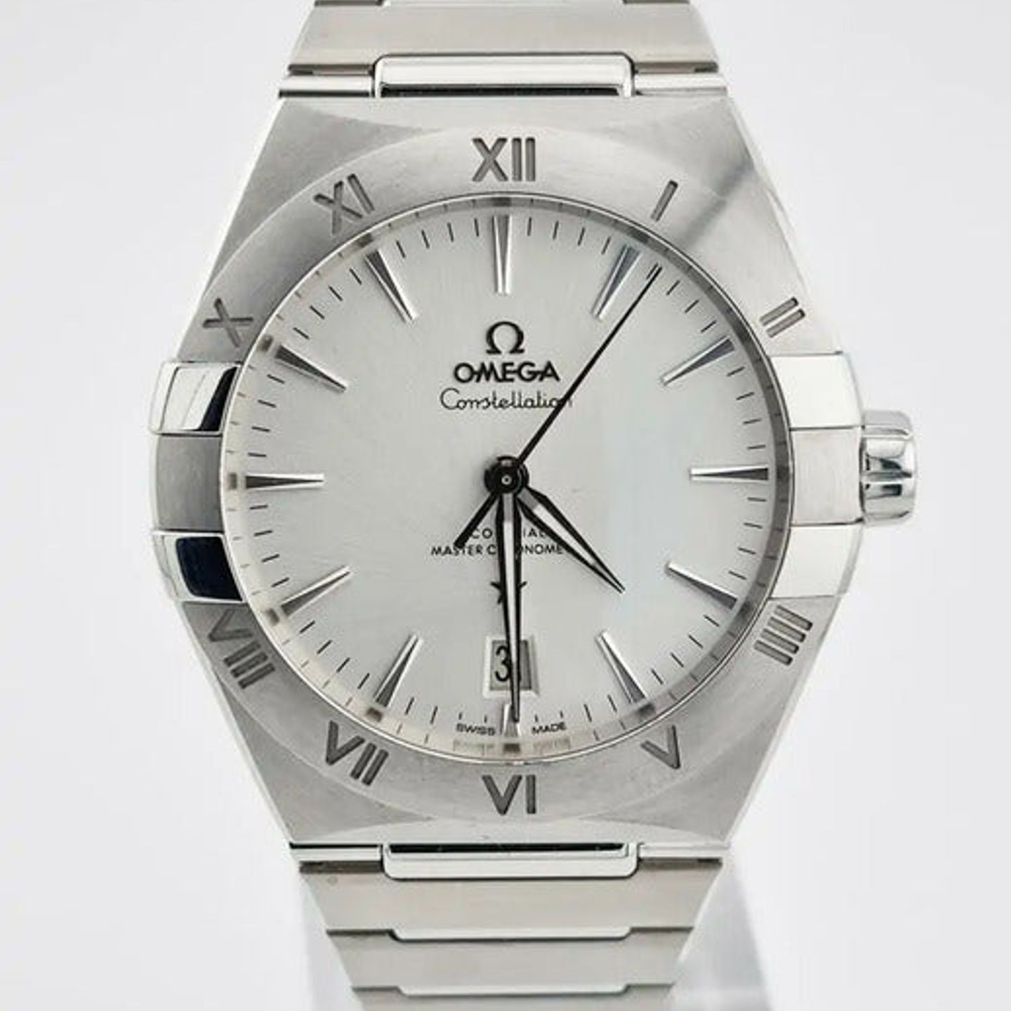 Omega Constellation 131.10.39.20.02.001 (2026) - Silver dial 39 mm Steel case (1/1)