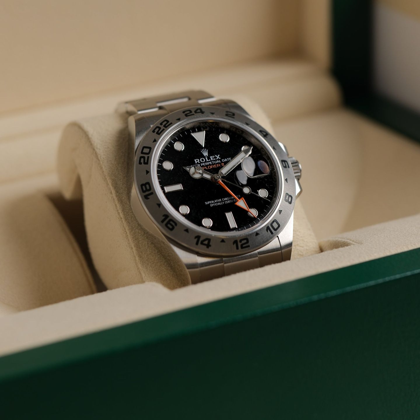Rolex Explorer II 226570 - (6/6)