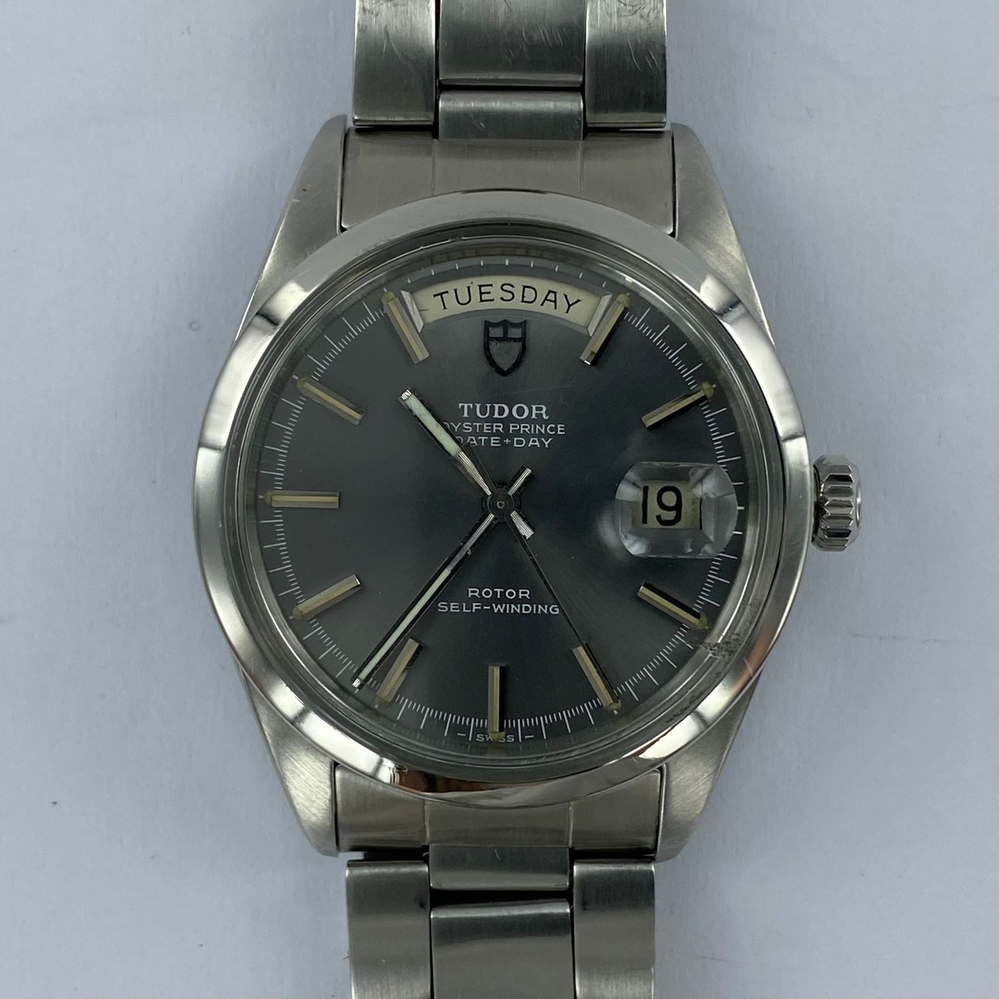Tudor Prince Date Day 7017/0 - (5/6)