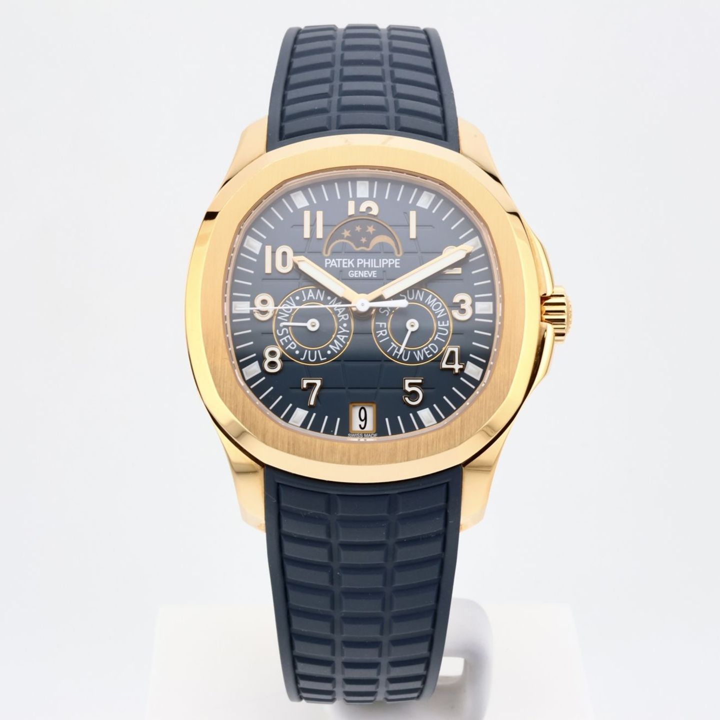 Patek Philippe Aquanaut 5261R-001 - (2/16)
