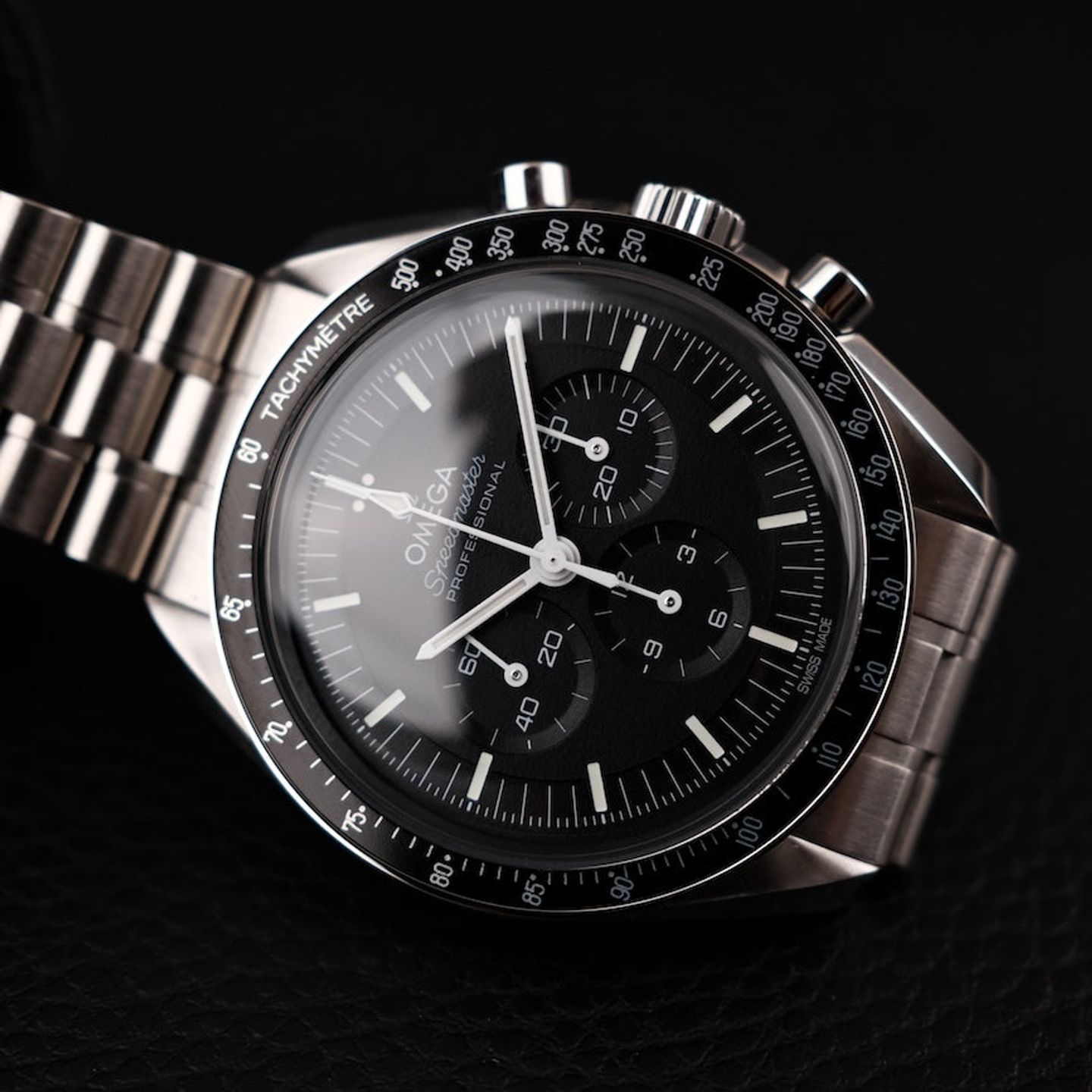 Omega Speedmaster Professional Moonwatch 310.30.42.50.01.001 (2023) - Zwart wijzerplaat 42mm Staal (2/8)