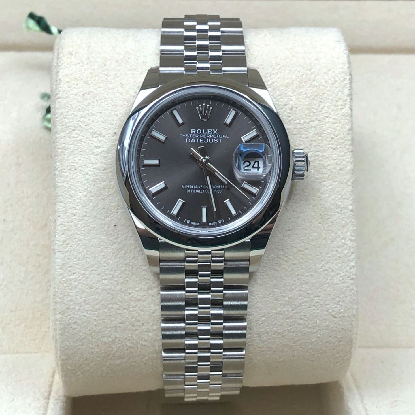 Rolex Lady-Datejust 279160 (2022) - Grey dial 28 mm Steel case (3/8)