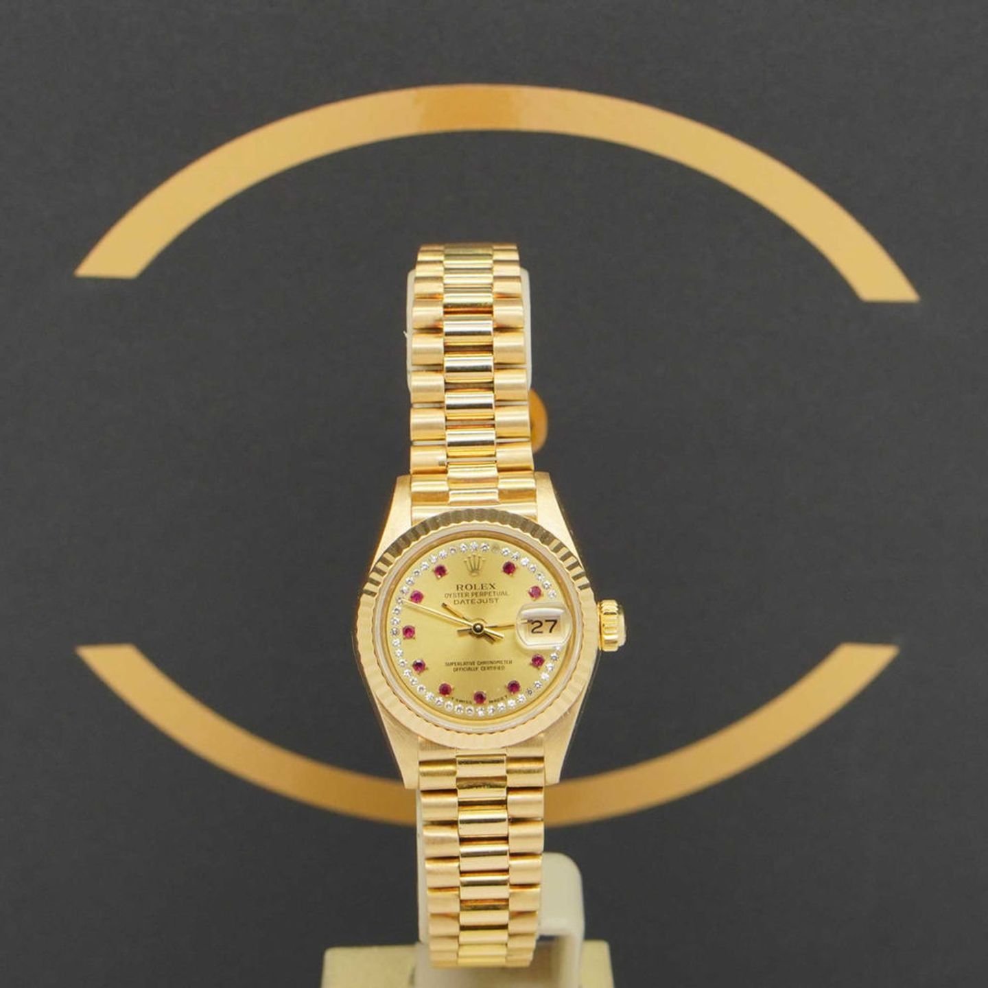 Rolex Lady-Datejust 69178 (1984) - Red dial 26 mm Yellow Gold case (1/5)