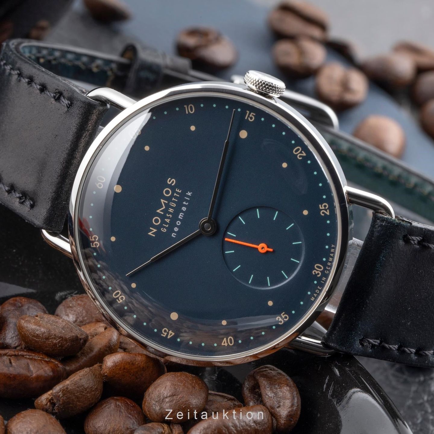 NOMOS Metro Neomatik 1110 - (2/8)