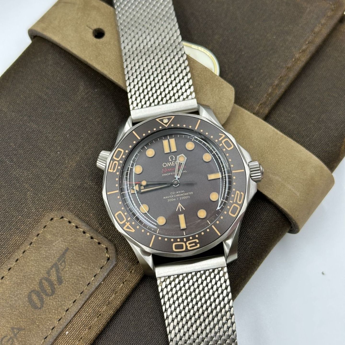 Omega Seamaster Diver 300 M 210.90.42.20.01.001 - (4/8)