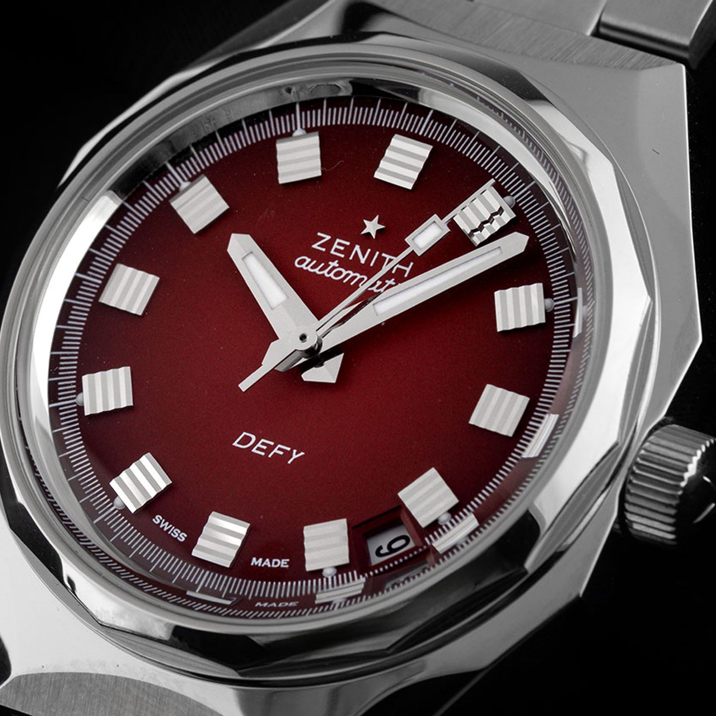 Zenith Defy 03.A3642.670/3691.M3642 (2024) - Red dial 37 mm Steel case (3/7)