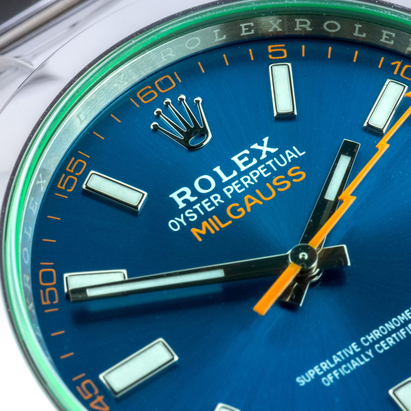 Rolex Milgauss 116400GV (2021) - Blue dial 40 mm Steel case (2/8)