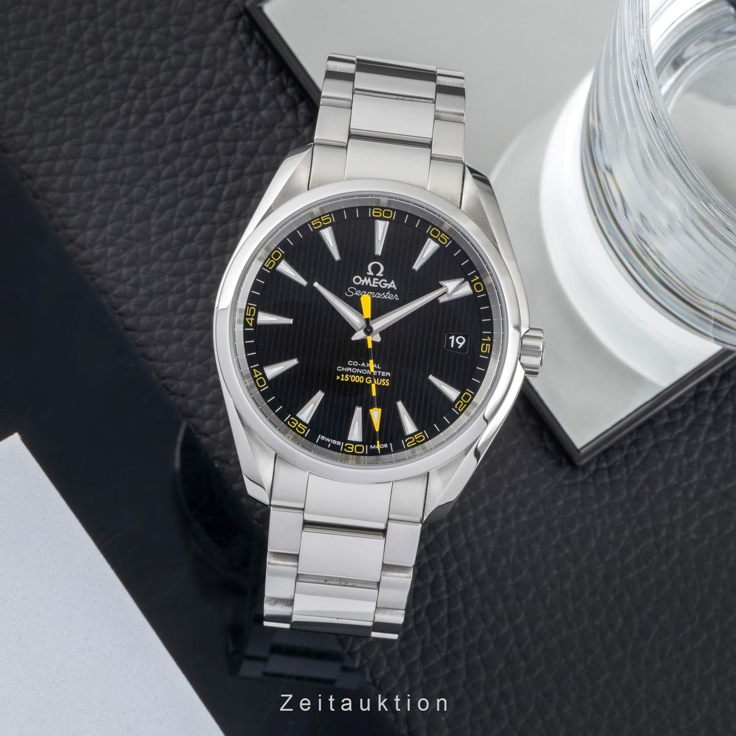 Omega Seamaster Aqua Terra 231.10.42.21.01.002 (Unknown (random serial)) - Black dial 42 mm Steel case (3/8)