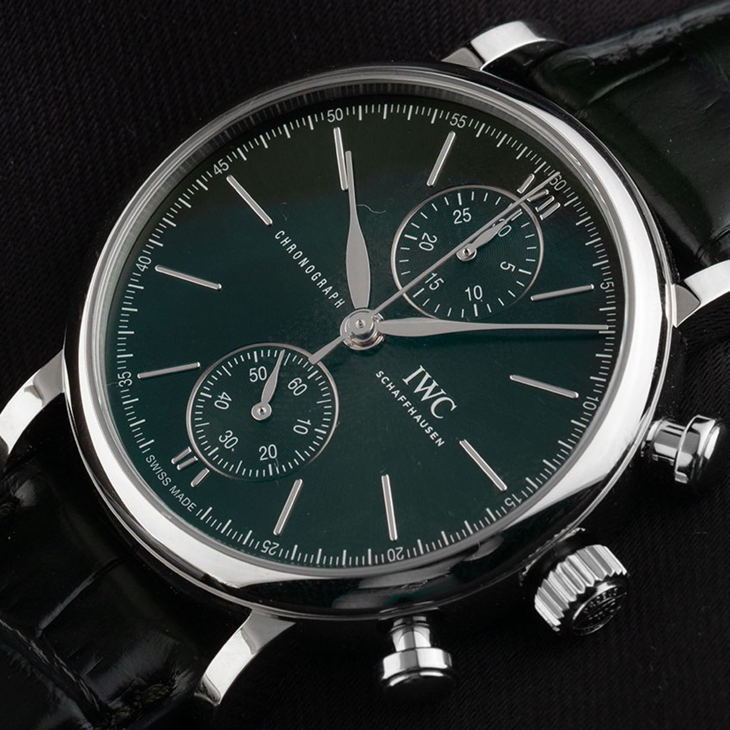 IWC Portofino Chronograph IW391405 (2026) - Green dial 39 mm Steel case (3/8)