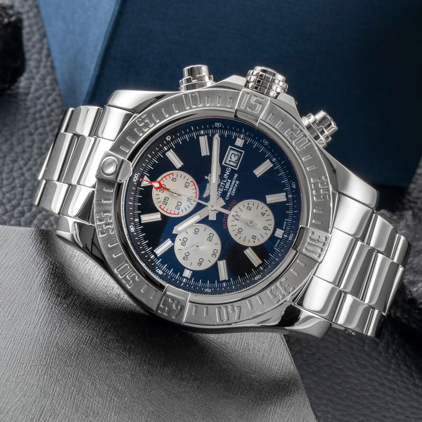 Breitling Super Avenger II A13371 - (2/8)
