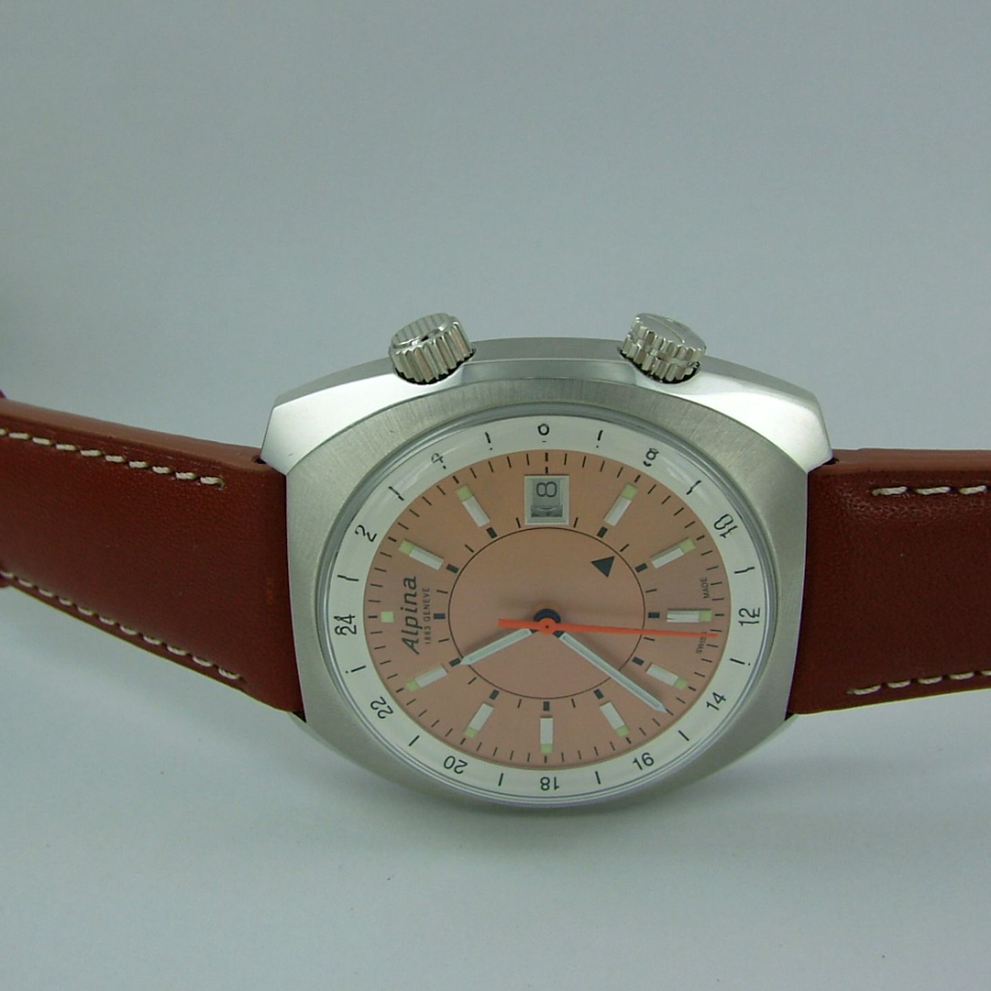 Alpina Startimer - (2022) - Pink dial 42 mm Steel case (2/7)