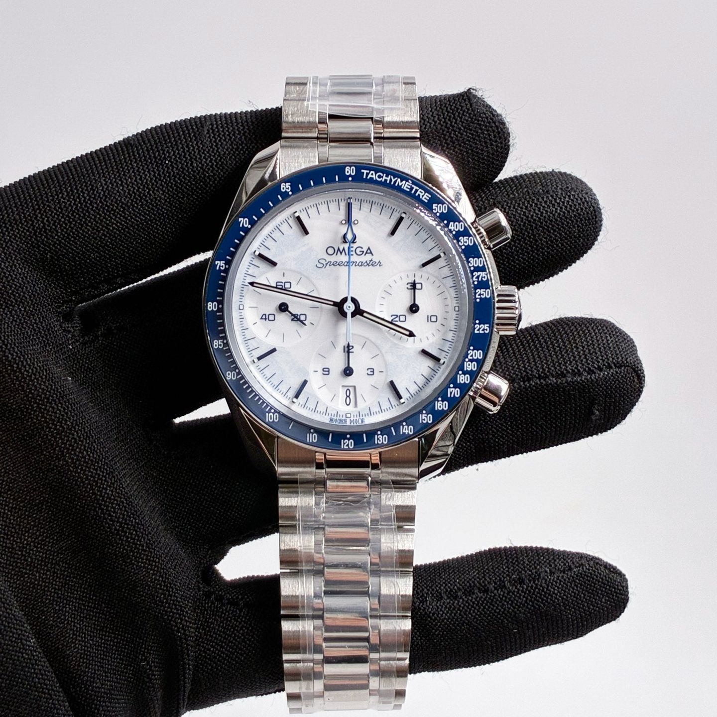 Omega Speedmaster Date 522.30.38.50.04.001 - (1/5)