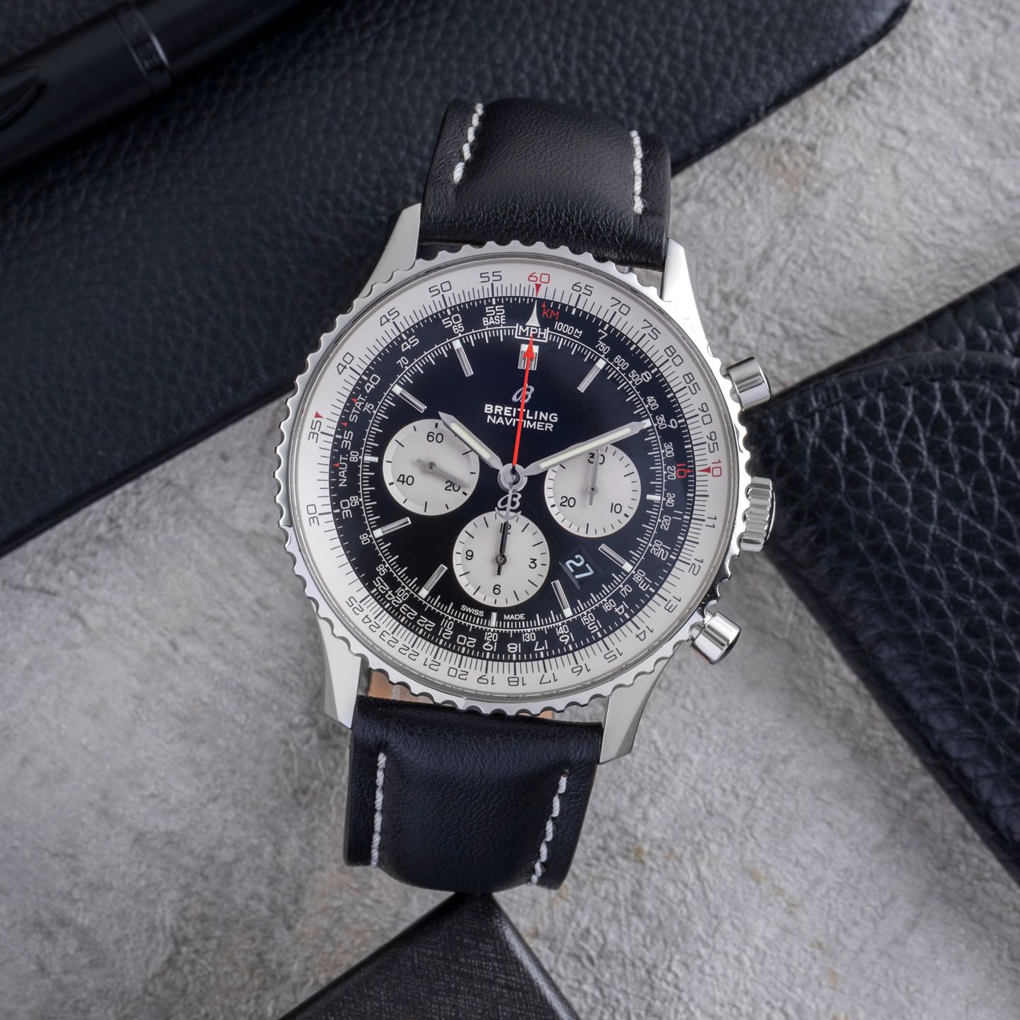 Breitling Navitimer AB0127211B1P1 (Onbekend (willekeurig serienummer)) - Zwart wijzerplaat 46mm Staal (1/8)