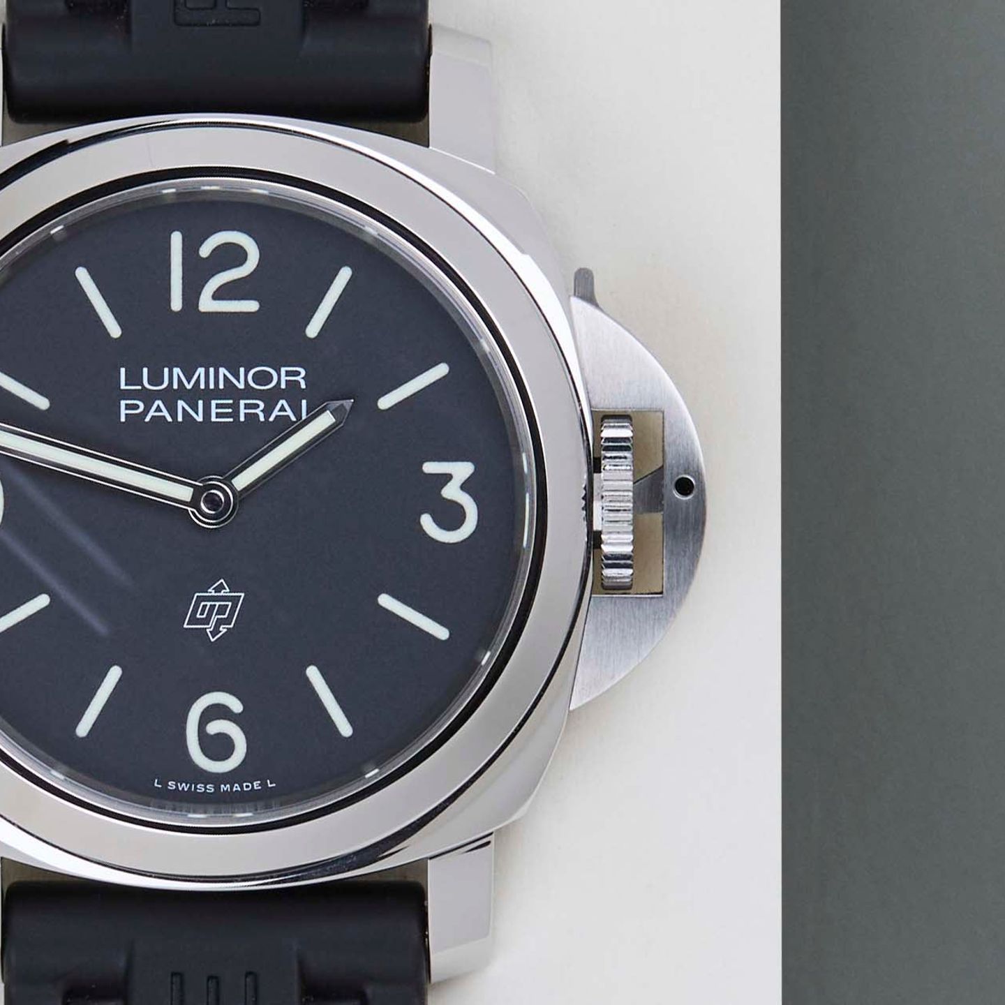Panerai Luminor Base Logo PAM01086 (2026) - Black dial 44 mm Steel case (5/8)