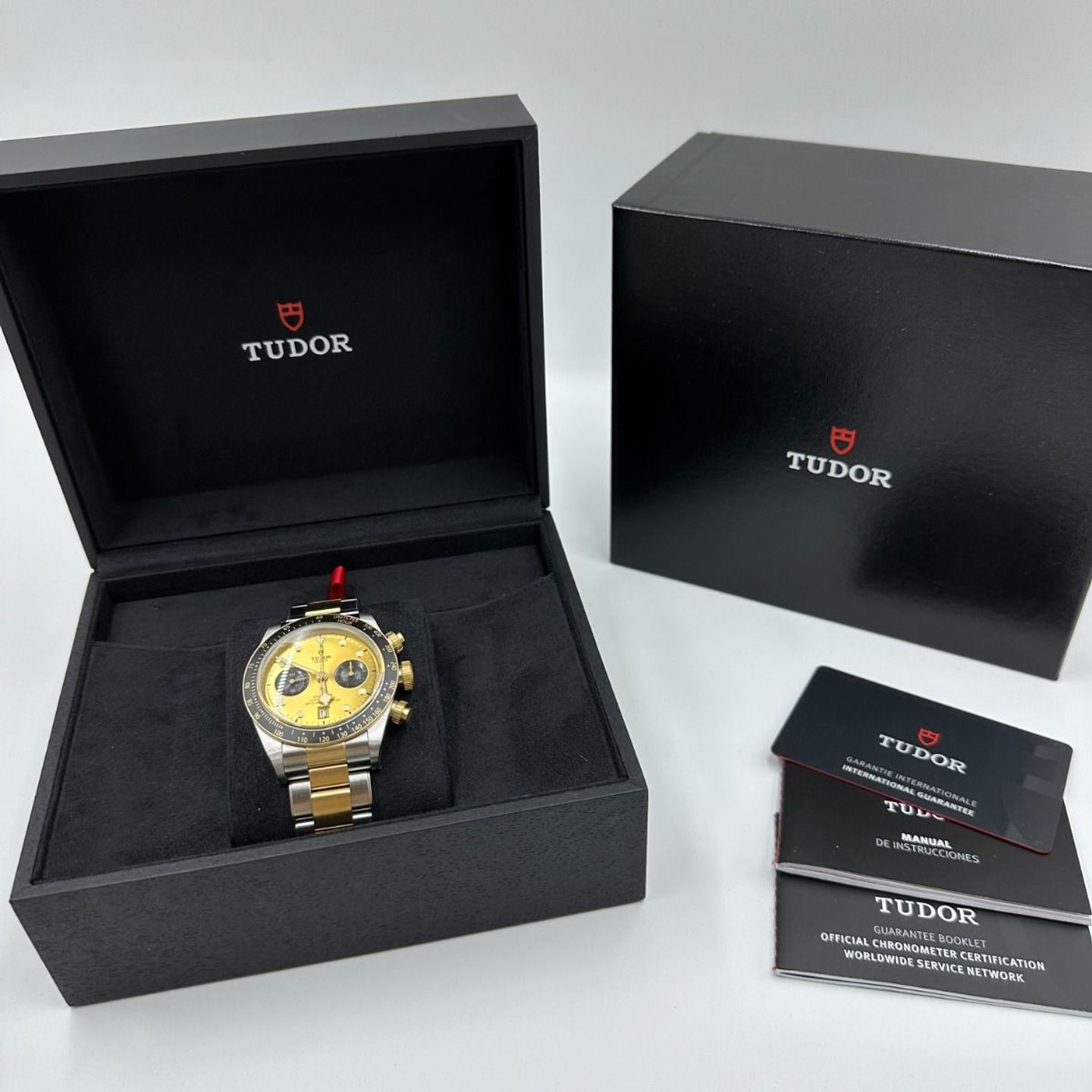 Tudor Black Bay Chrono 79363N-0007 (2023) - Champagne wijzerplaat 41mm Goud/Staal (2/8)