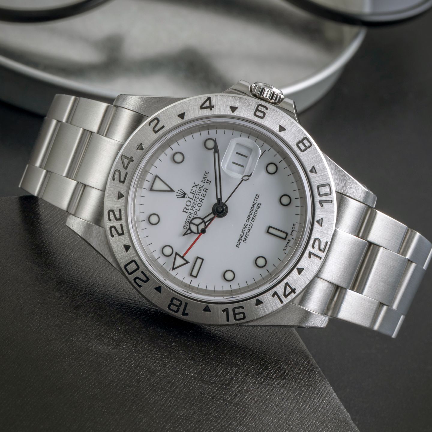 Rolex Explorer II 16570 (Unknown (random serial)) - 40 mm Steel case (2/8)