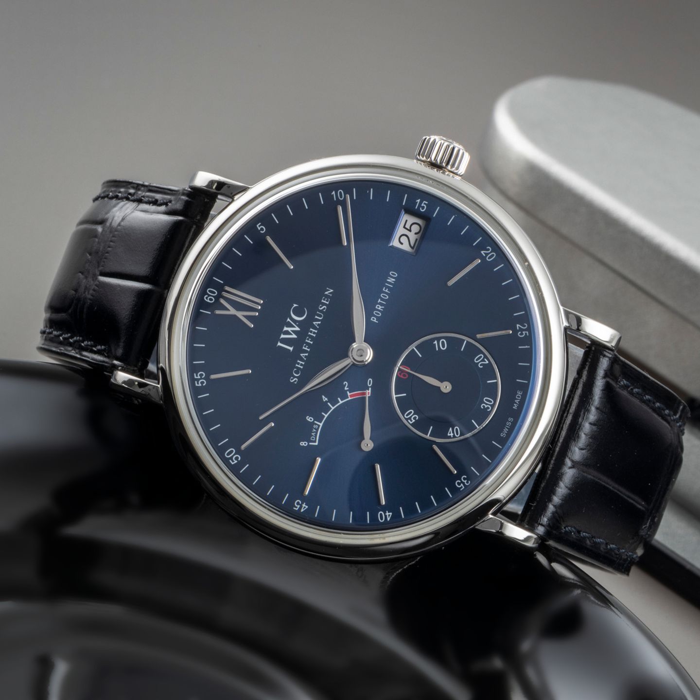 IWC Portofino Hand-Wound IW510106 (Unknown (random serial)) - Blue dial 45 mm Steel case (2/8)