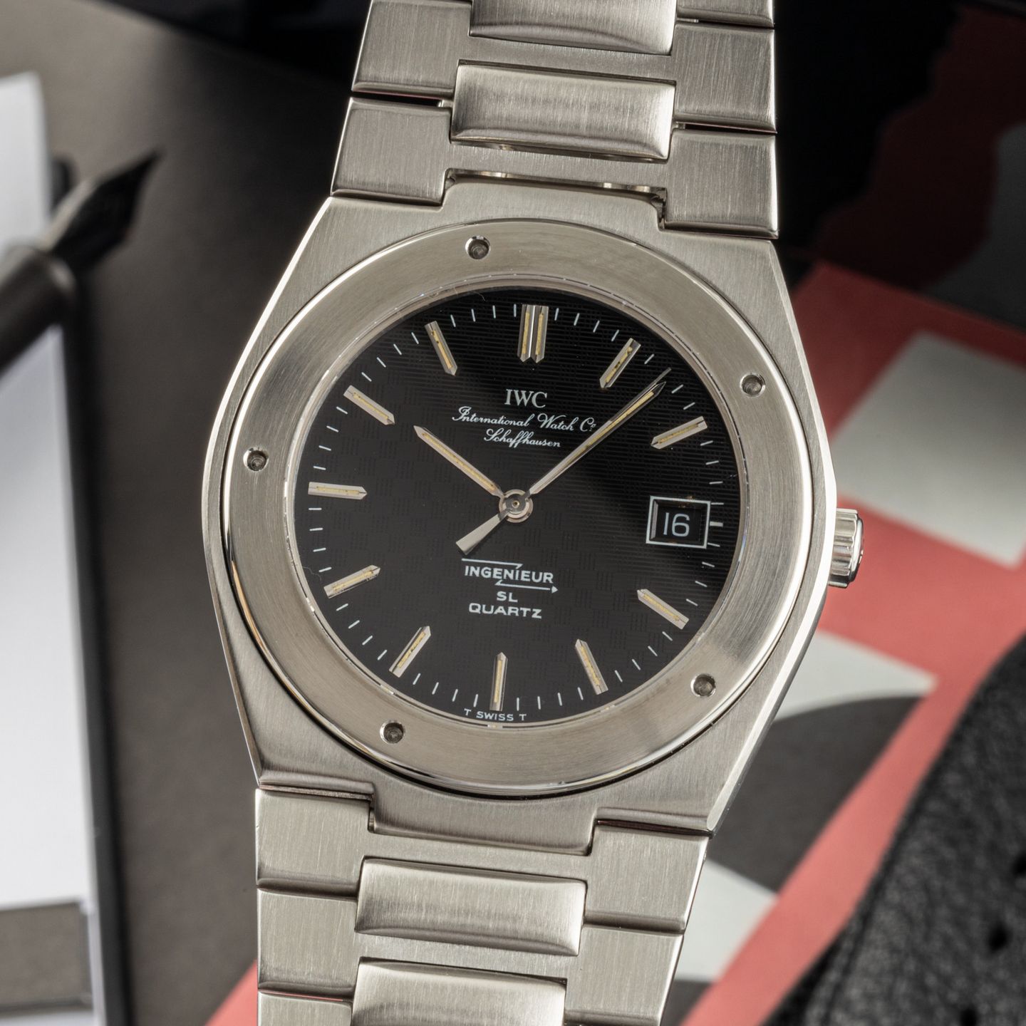 IWC Ingenieur Jumbo IW3303 (Onbekend (willekeurig serienummer)) - Zwart wijzerplaat 40mm Staal (3/8)