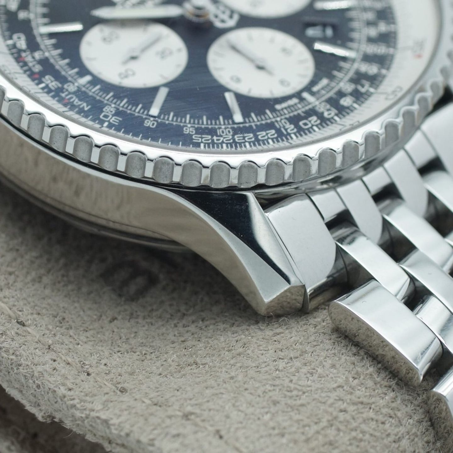Breitling Navitimer 01 AB0127 - (7/8)