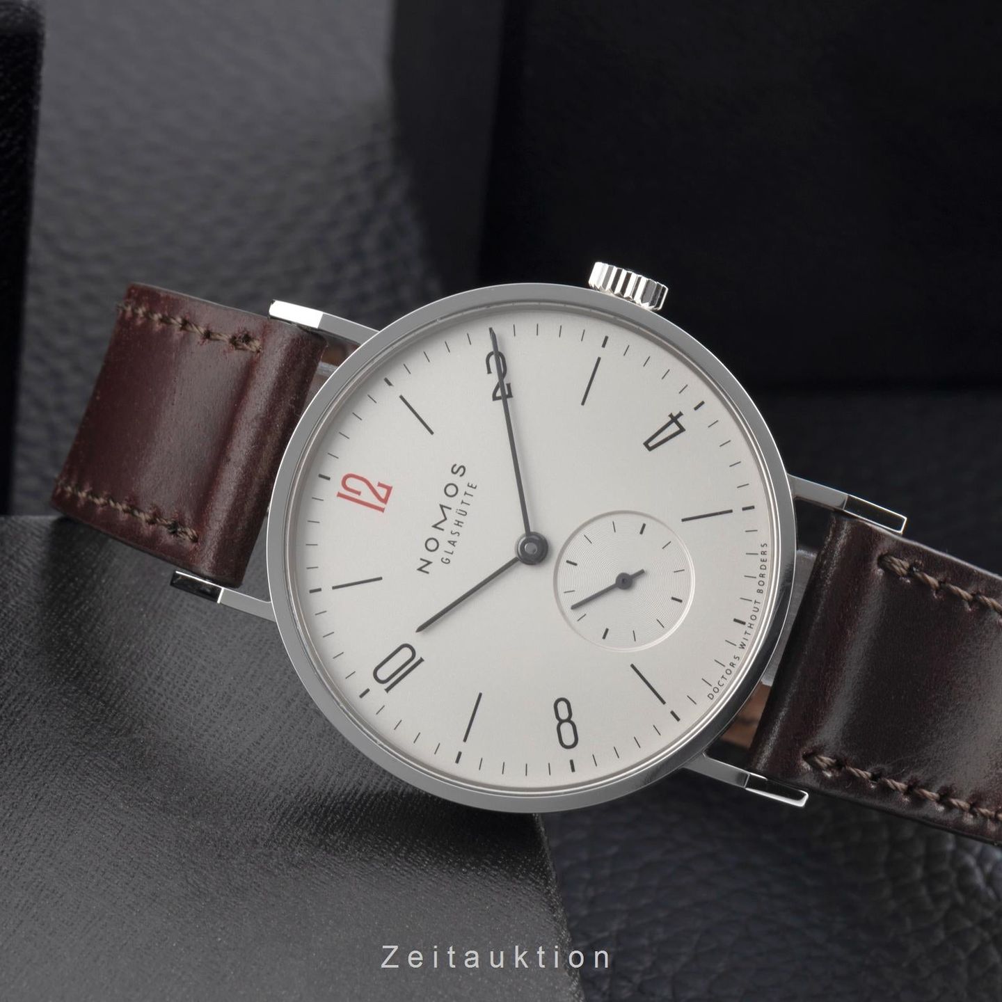 NOMOS Tangente Tangente for Doctors without Borders (Onbekend (willekeurig serienummer)) - Zilver wijzerplaat 35mm Staal (2/8)