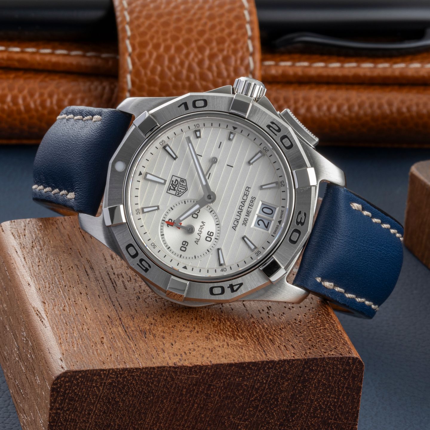 TAG Heuer Aquaracer WAP111Y - (2/8)