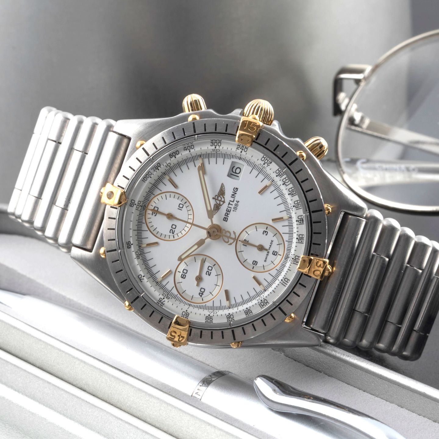 Breitling Chronomat K81950 (1990) - 39 mm Yellow Gold case (2/8)