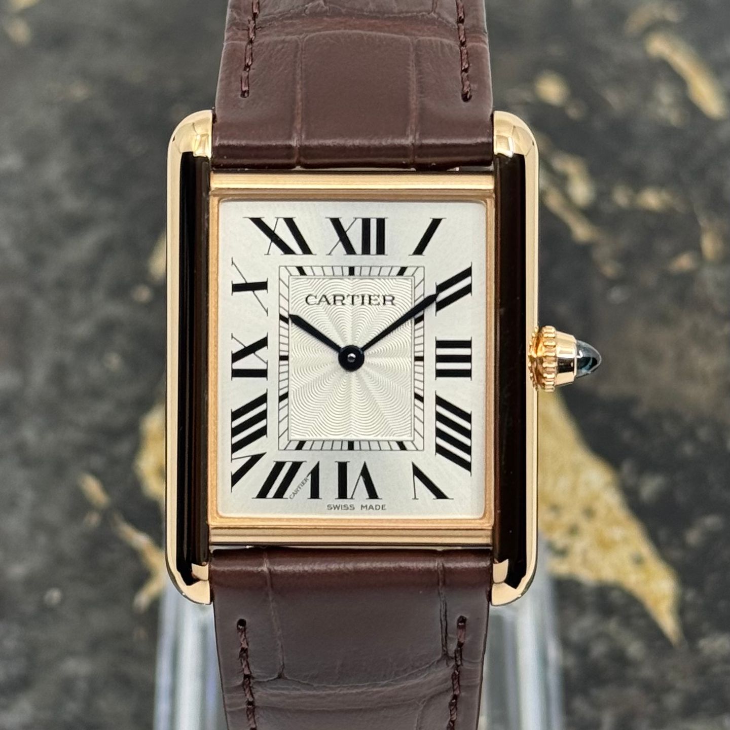 Cartier Tank Louis Cartier WGTA0011 (2025) - Silver dial 34 mm Rose Gold case (2/8)