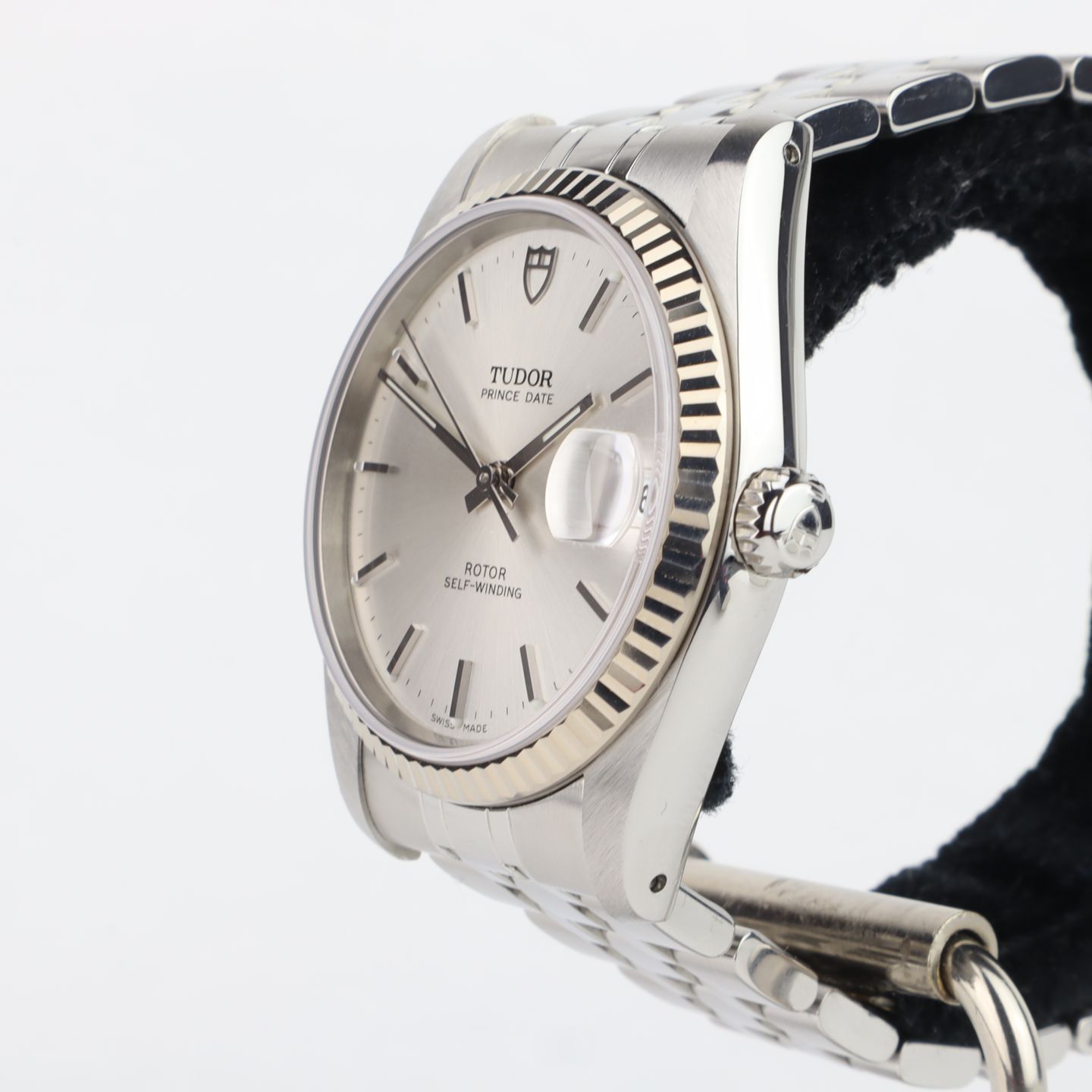 Tudor Prince Date 74034 - (6/8)