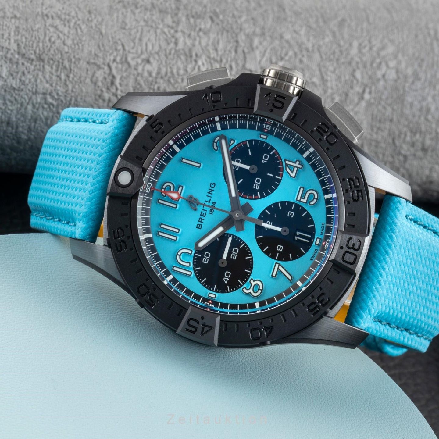 Breitling Avenger SB0146101L1X1 - (2/8)