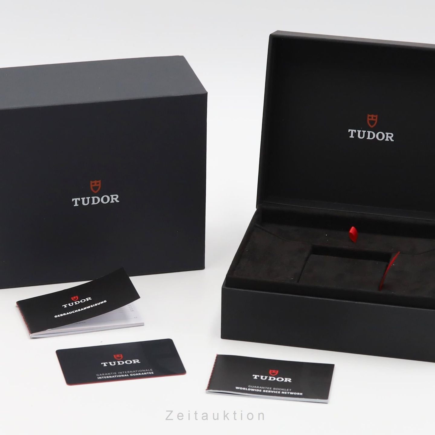 Tudor Black Bay GMT 79833MN - (7/8)