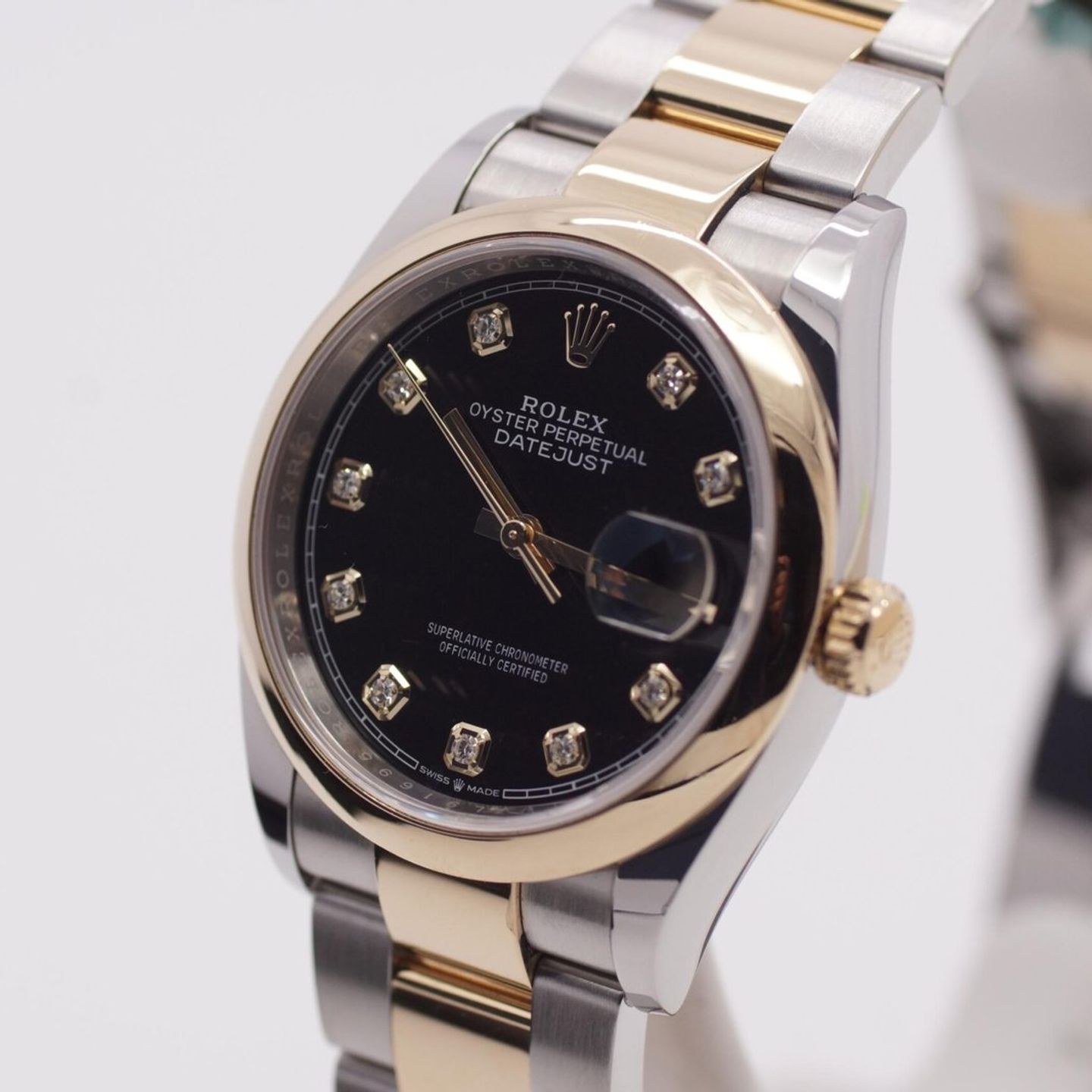Rolex Datejust 36 126203 (2021) - Black dial 36 mm Gold/Steel case (4/8)