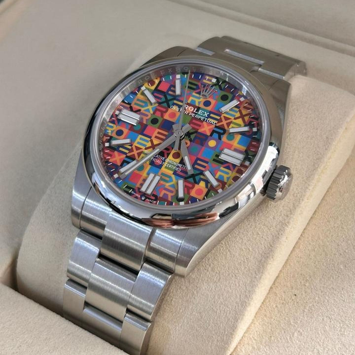 Rolex Oyster Perpetual 134300 - (10/10)