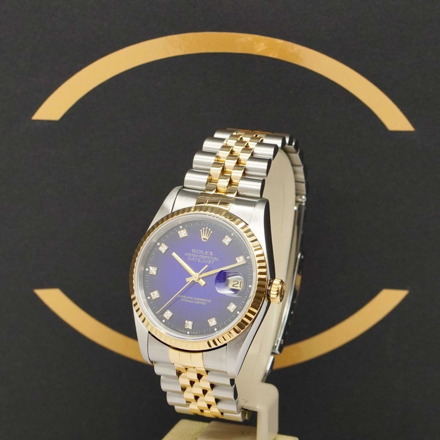 Rolex Datejust 36 16233 (1993) - Blue dial 36 mm Gold/Steel case (2/7)