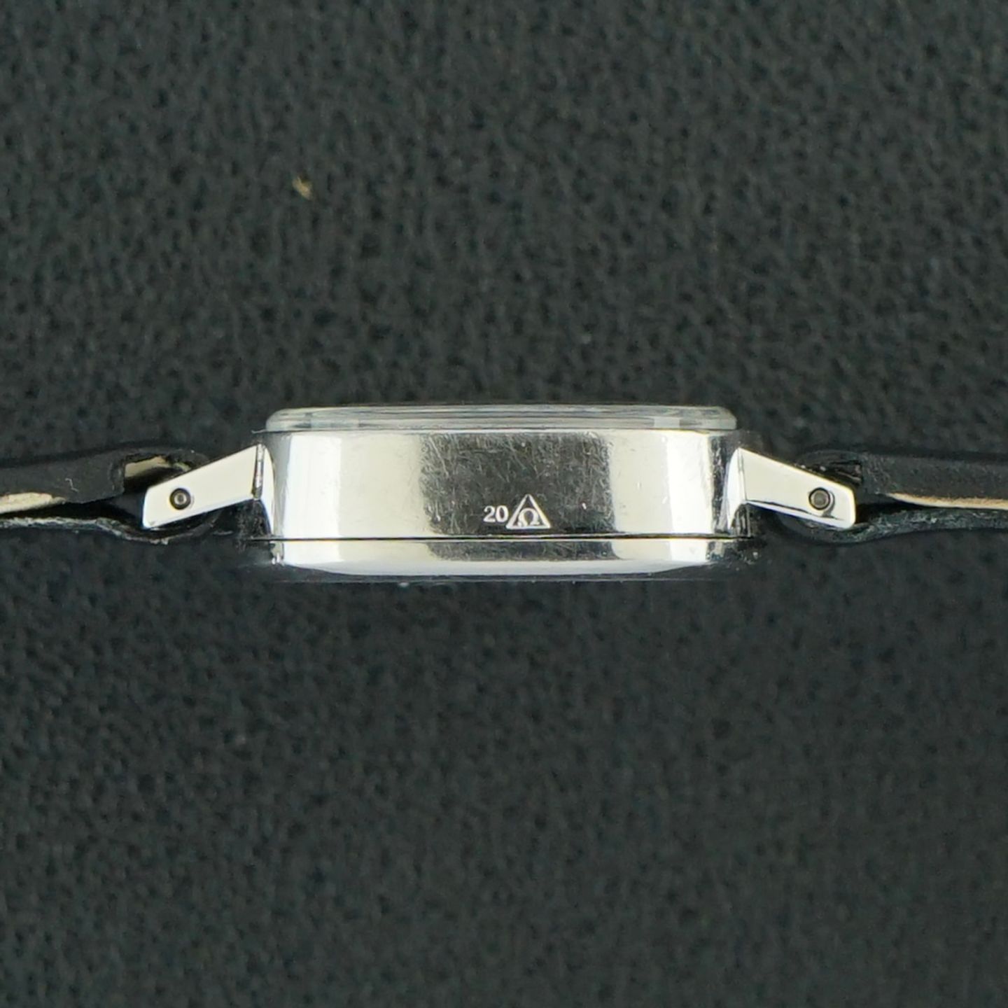 Omega Genève 511.413 - (5/8)