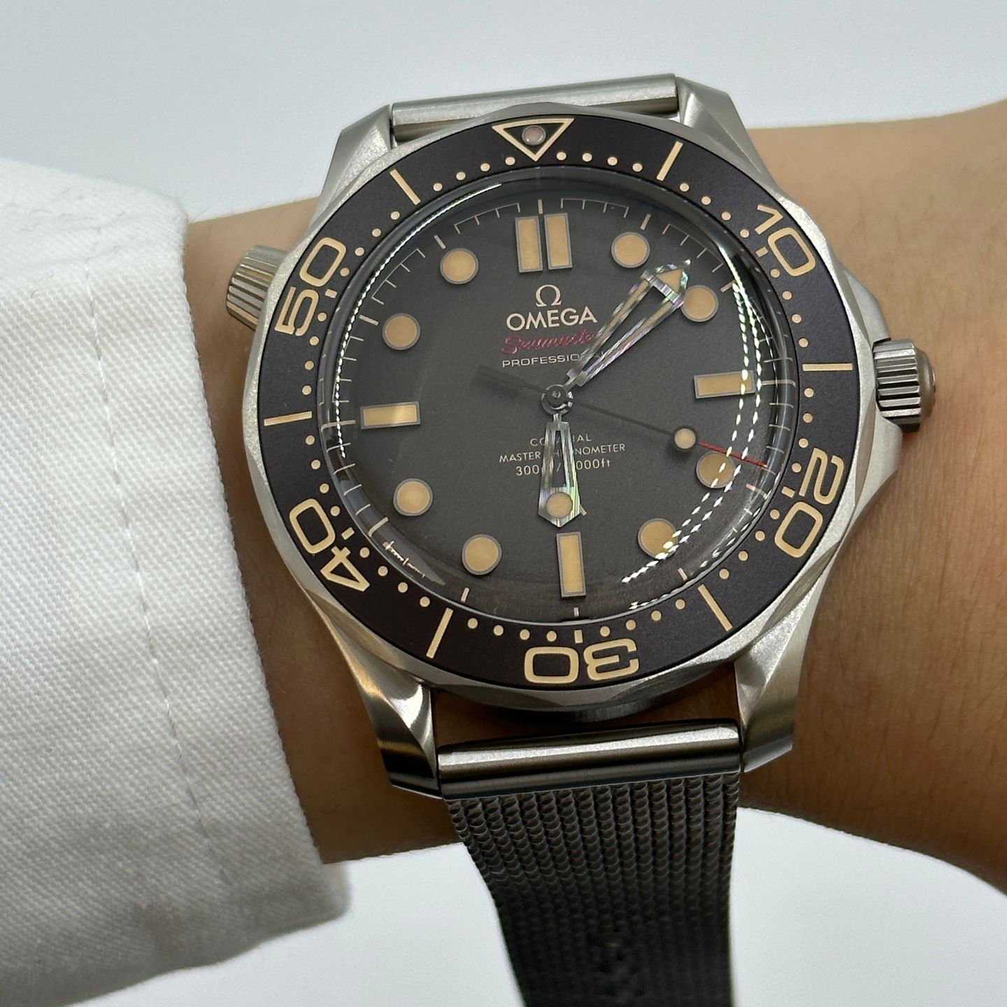 Omega Seamaster Diver 300 M 210.90.42.20.01.001 - (4/8)