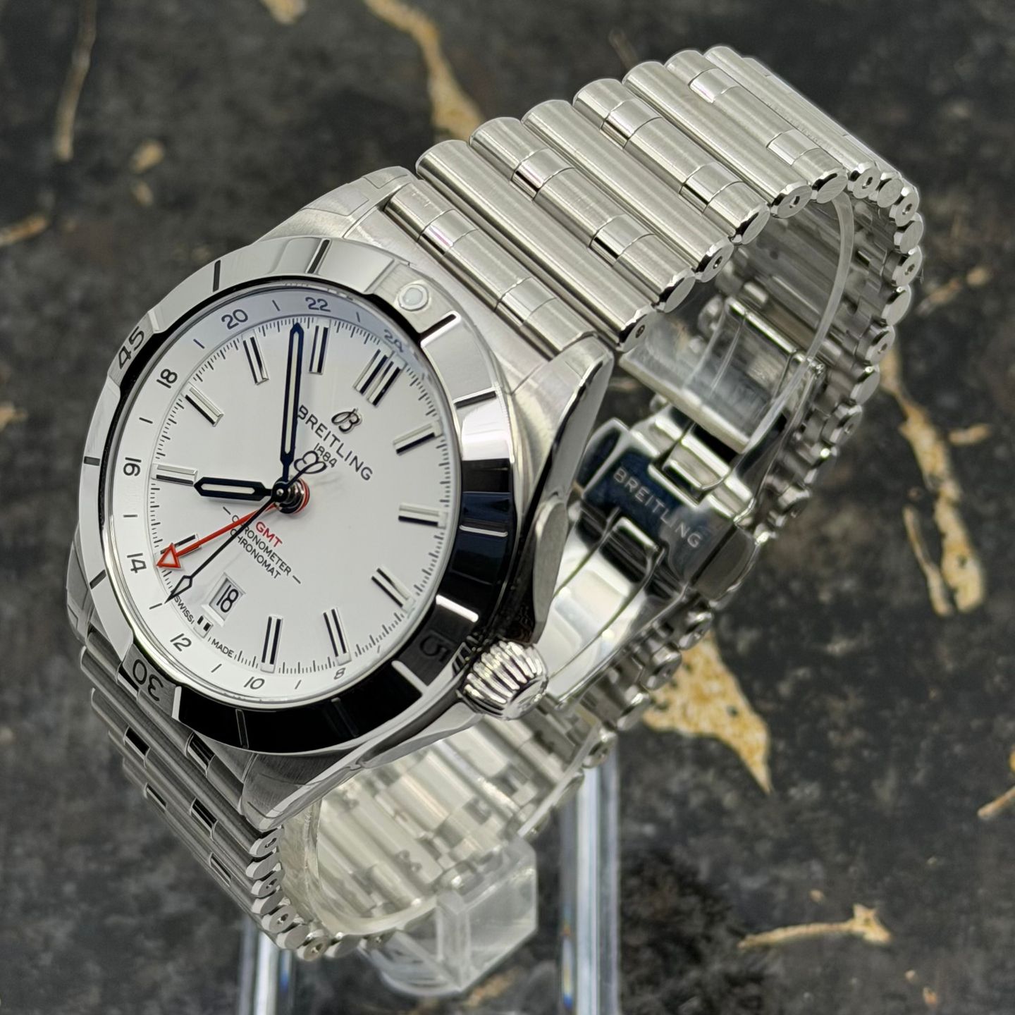 Breitling Chronomat GMT A32398101A1A1 (2026) - Silver dial 40 mm Steel case (4/8)