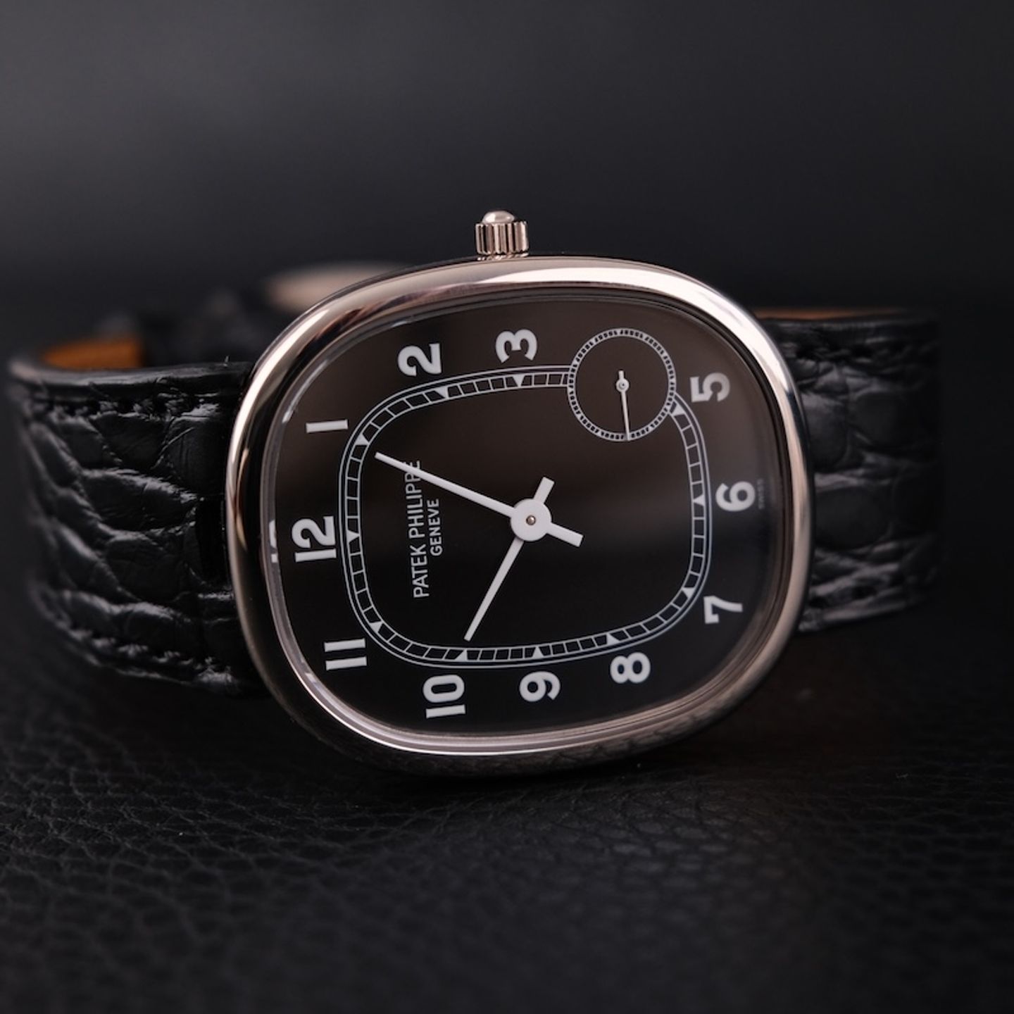 Patek Philippe Golden Ellipse 5738/1R-001 (Onbekend (willekeurig serienummer)) - Zwart wijzerplaat 35mm Roségoud (4/8)