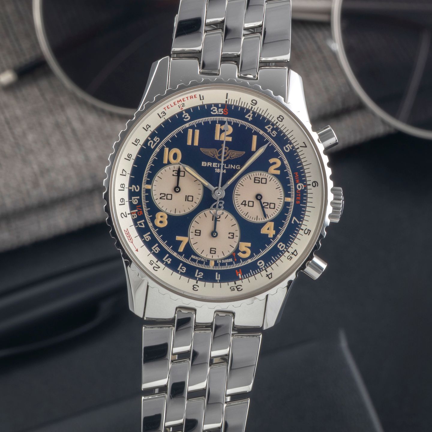 Breitling Navitimer A30021 (1995) - Black dial 38 mm Steel case (3/8)
