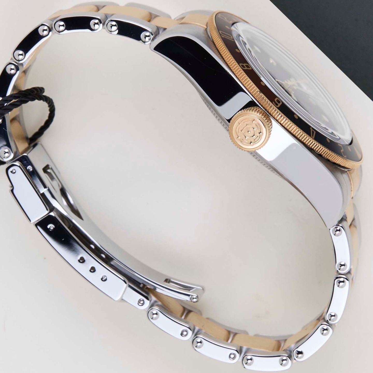 Tudor Black Bay GMT 79833MN - (7/8)