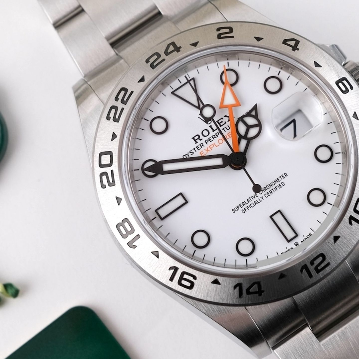 Rolex Explorer II 226570 (2022) - 42mm Staal (4/8)